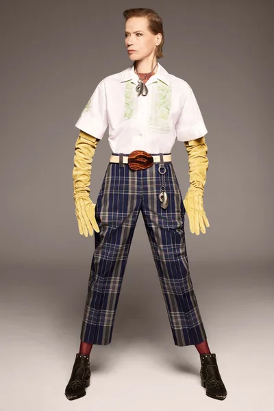Look 2